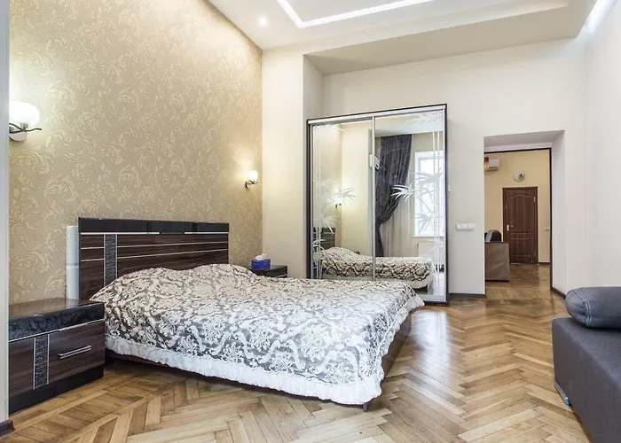 3bedroom Deribas * Odessa